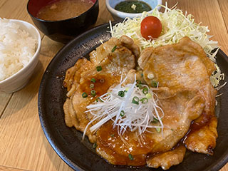 豚ロース生姜焼き定食